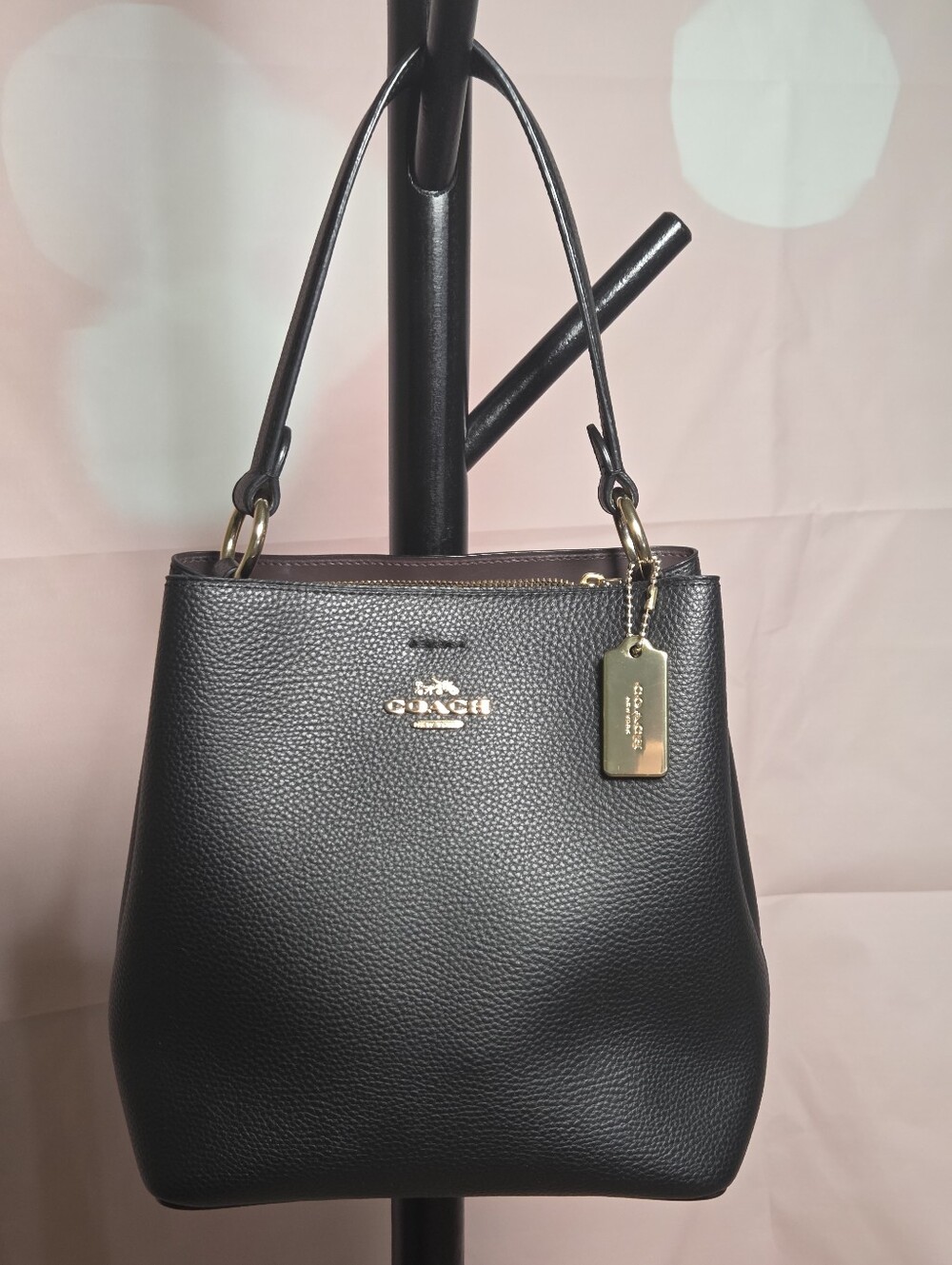 Coach Black Like New 1011 Pebbled Leather Small Town Bucket Bag W/ Gold Hardware